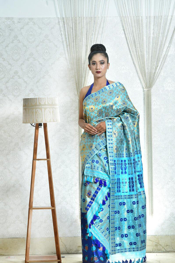 LIGHT BLUE AND ROYAL BLUEMEKHELA CHADAR WITH JARI AND THREAD WORK