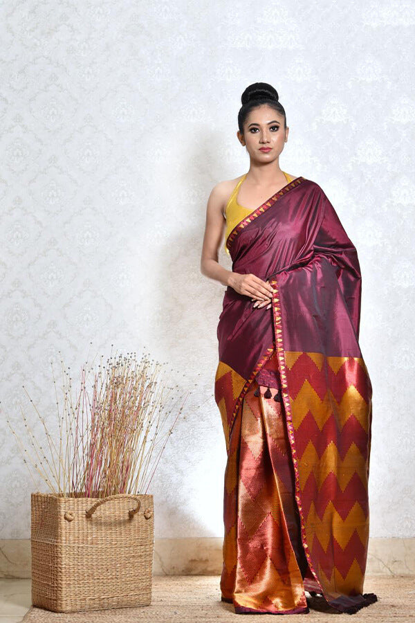 WINE COLOUR MEKHELA CHADAR WITH GOLDEN AND SELF JARI WORK