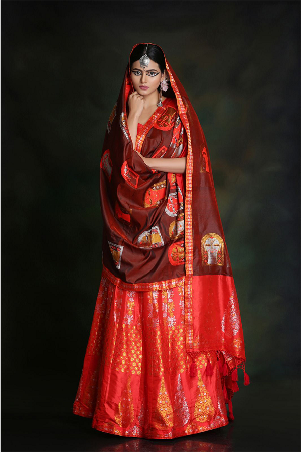 Mulberry Silk (Paat) - Lehenga with Chadar (Red)